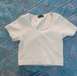 Urban planet cropped white tee